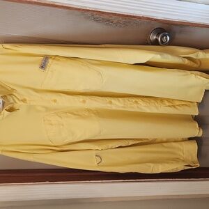 Columbia Yellow Button Down Shirt